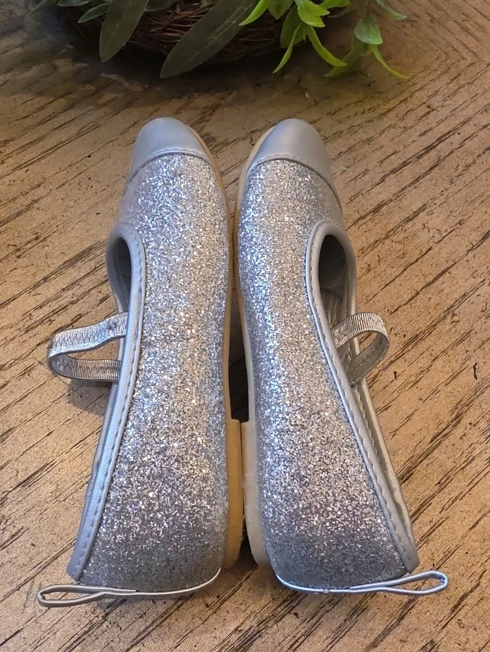 Disney Silver Glitter Mary Jane Flats Size 11 - Kids Shoes